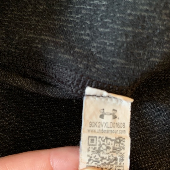 Under Armour 3/4 Length Workout Leggings - Picture 5 of 5